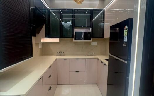 4 BHK Independent Floor for Sale in Dwarka Mor, Delhi